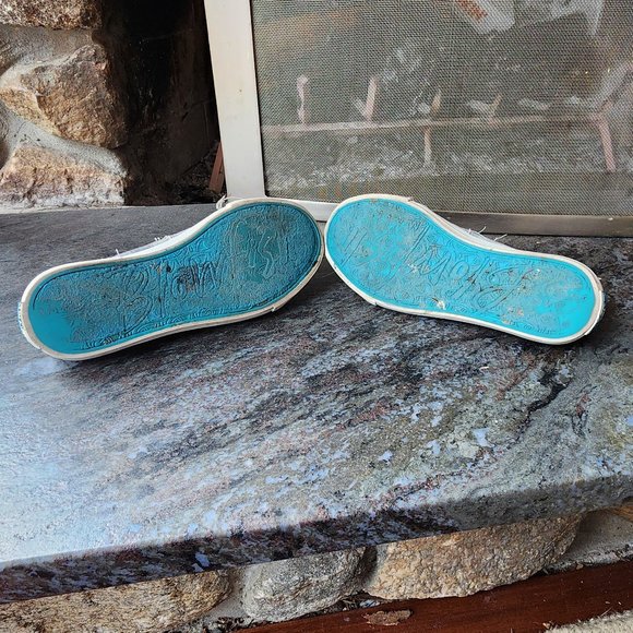 Blowfish Malibu Gray Camo Slip-On Canvas Sneakers Size 6 - Picture 15 of 16